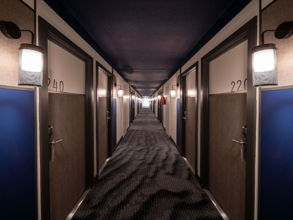 ibis Praha Wenceslas Square — Hotel building in Prague, Prague