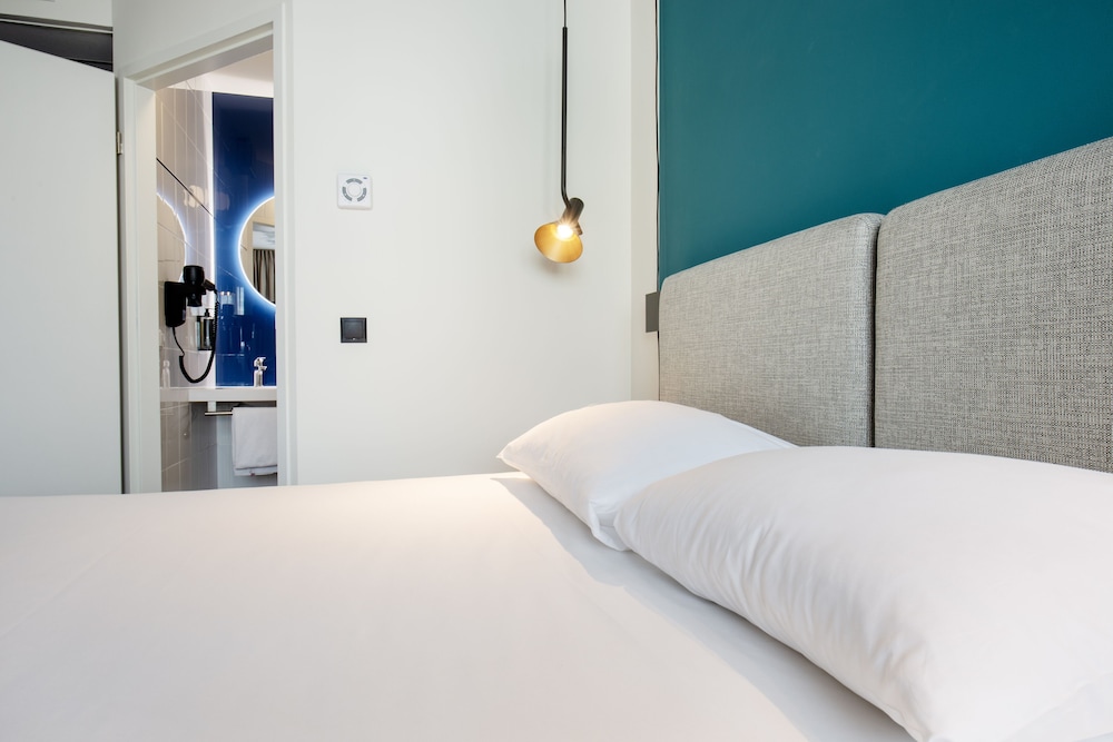 ibis Praha Wenceslas Square — Hotel rooms in Prague, Prague