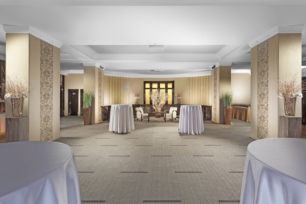 Jalta Boutique Hotel — Restaurant & bars in Prague, Prague