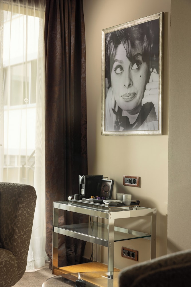 Jalta Boutique Hotel — Hotel rooms in Prague, Prague