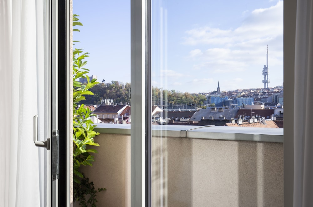 Botanique Hotel Prague — Hotel rooms in Prague, Prague