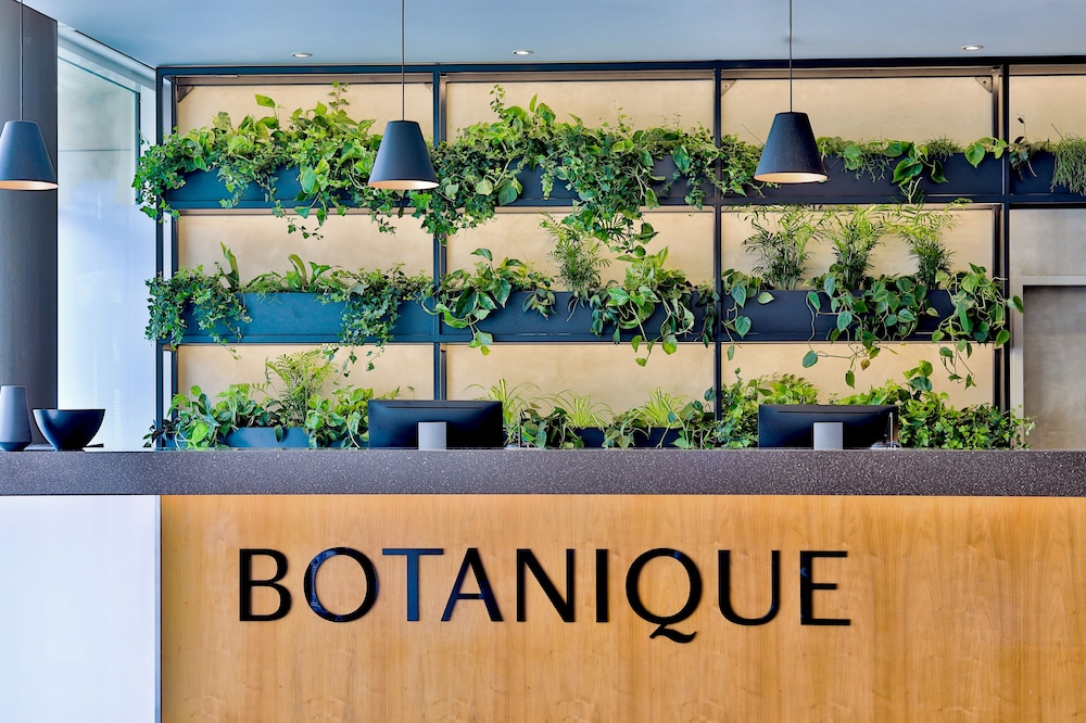 Botanique Hotel Prague — Restaurant & bars in Prague, Prague
