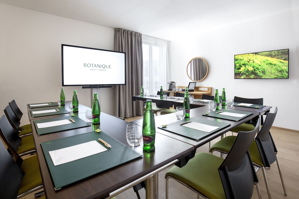 Botanique Hotel Prague — Hotel building in Prague, Prague