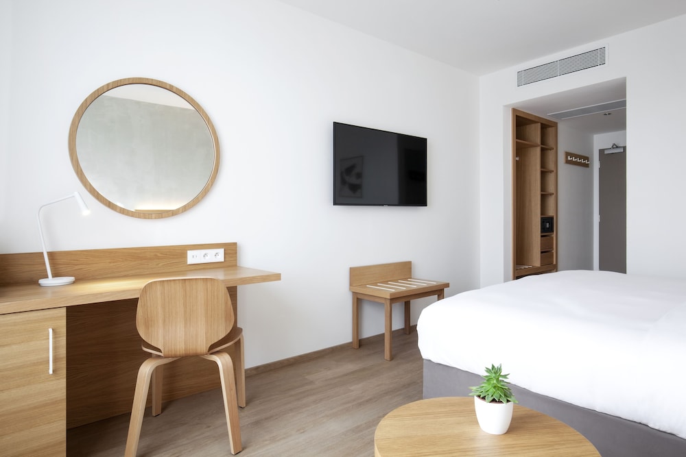 Botanique Hotel Prague — Hotel rooms in Prague, Prague