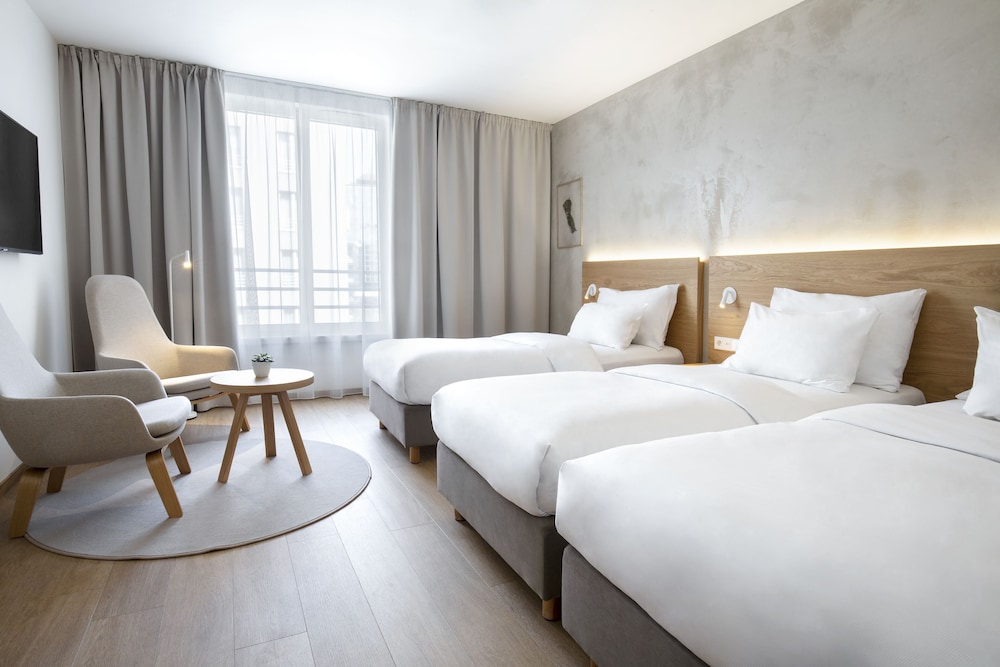 Botanique Hotel Prague — Hotel rooms in Prague, Prague