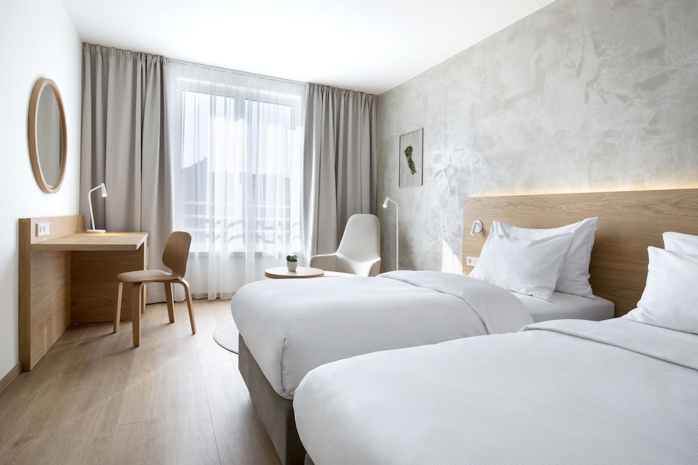 Botanique Hotel Prague — Hotel rooms in Prague, Prague