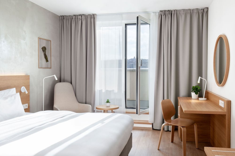 Botanique Hotel Prague — Hotel rooms in Prague, Prague
