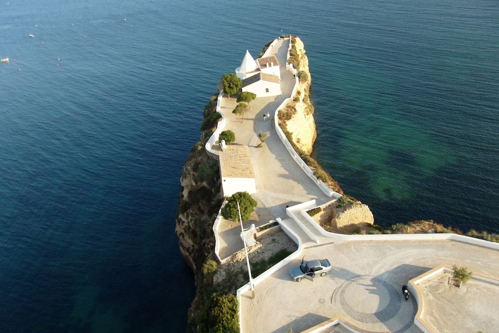 Ukino Terrace Algarve - Concept Hotel — Attractions in the area in Armação de Pêra, Faro