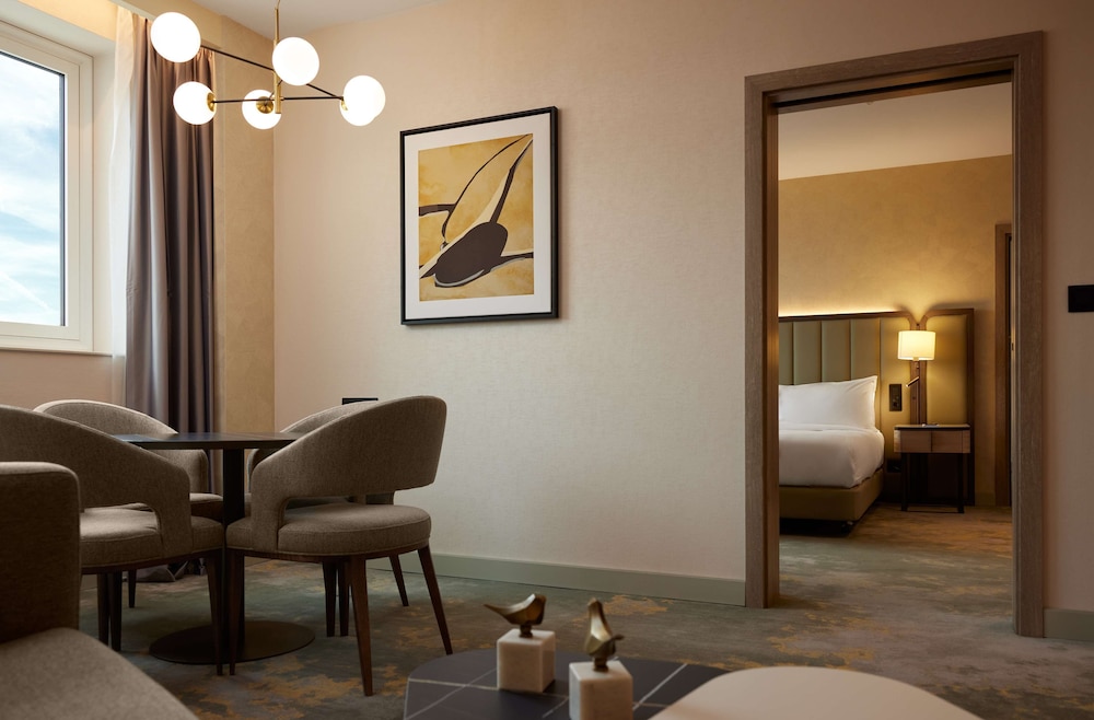 Hilton Sofia — Hotel rooms in Sofia, Sofia (province)