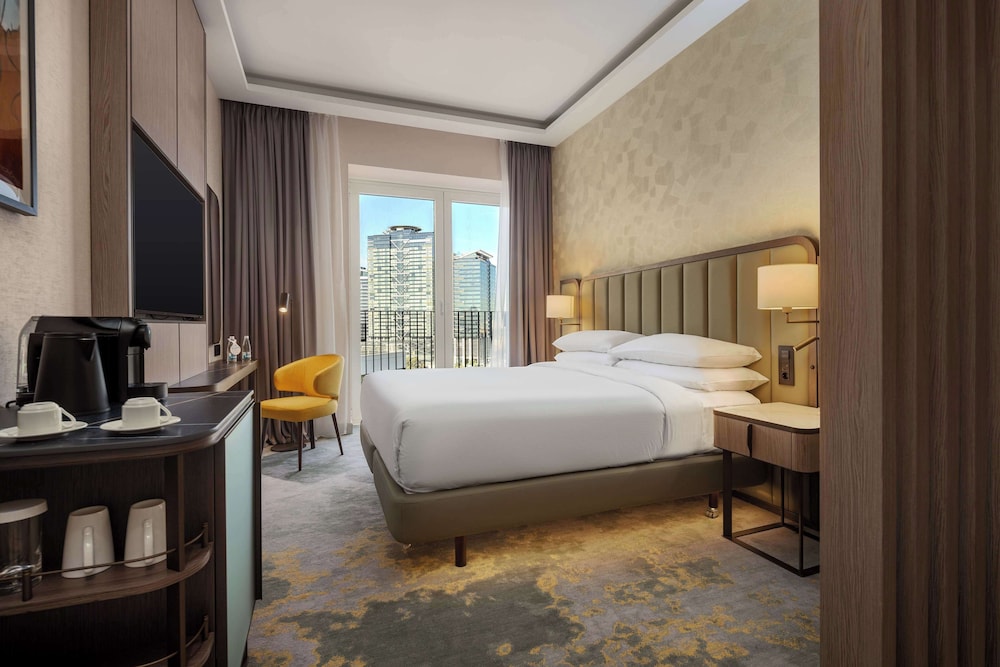 Hilton Sofia — Hotel rooms in Sofia, Sofia (province)