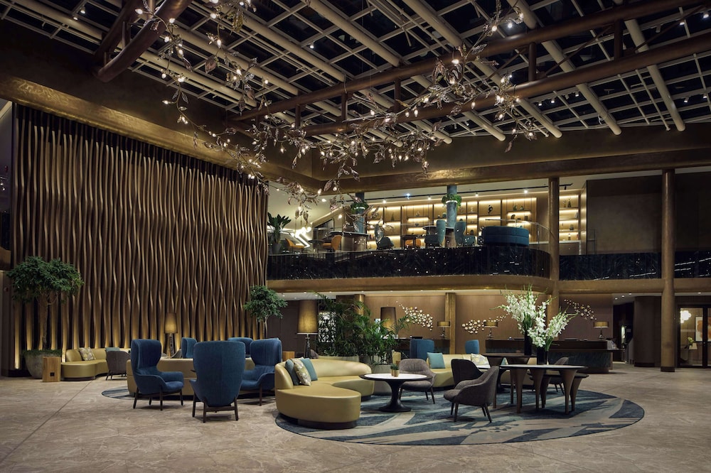 Hilton Sofia — Restaurant & bars in Sofia, Sofia (province)