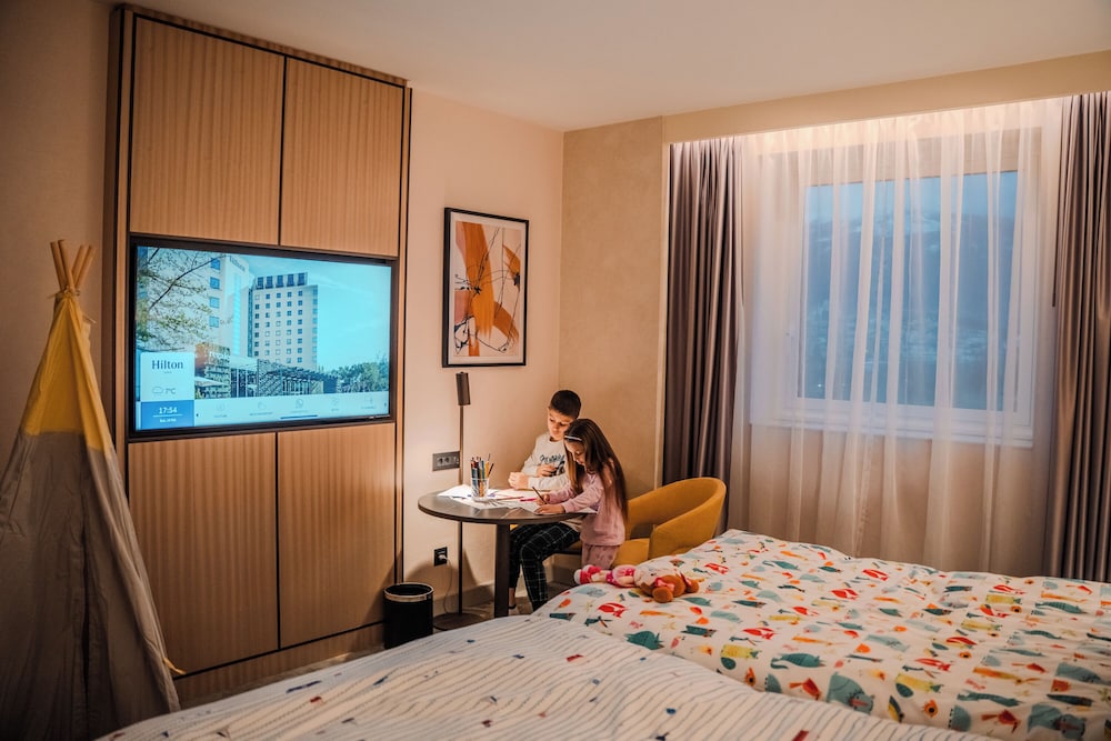 Hilton Sofia — Hotel rooms in Sofia, Sofia (province)