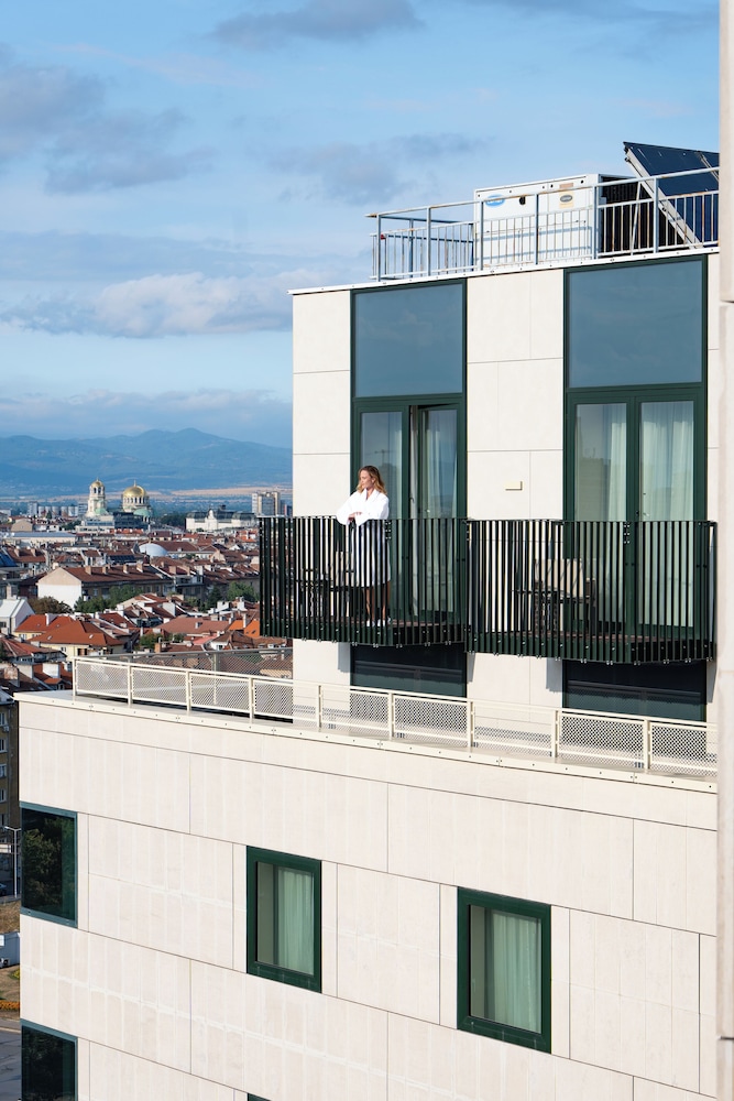 Hilton Sofia — Hotel building in Sofia, Sofia (province)