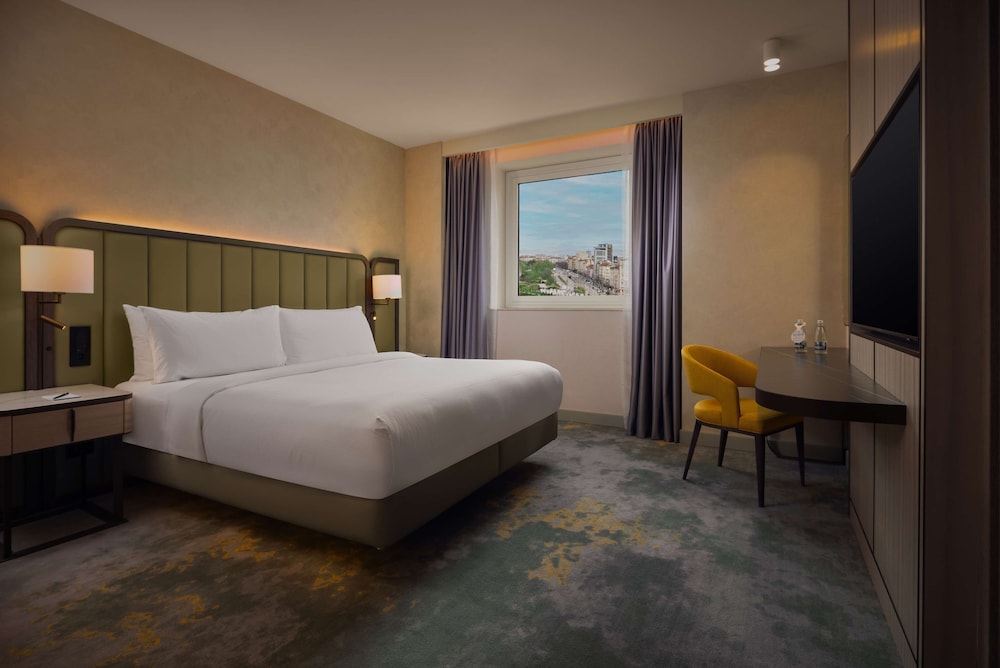 Hilton Sofia — Hotel rooms in Sofia, Sofia (province)