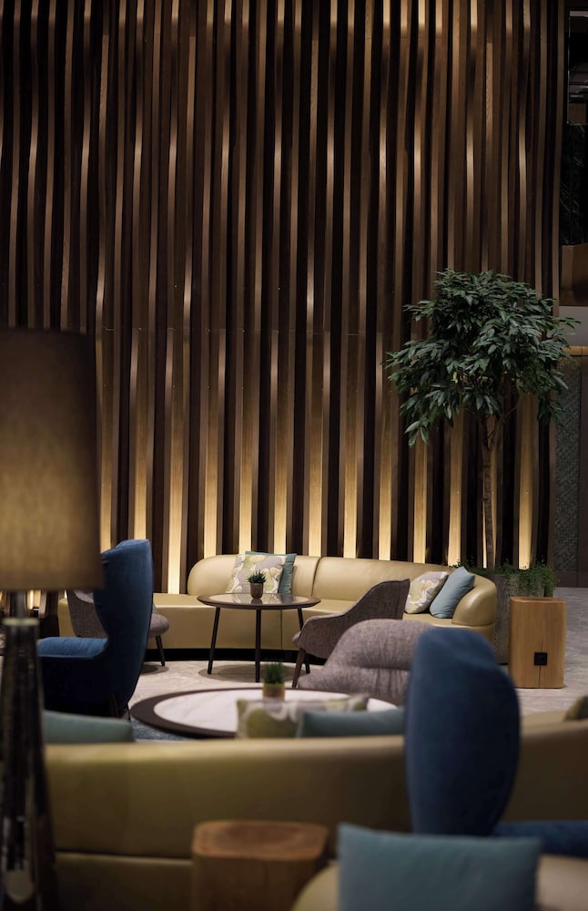 Hilton Sofia — Restaurant & bars in Sofia, Sofia (province)
