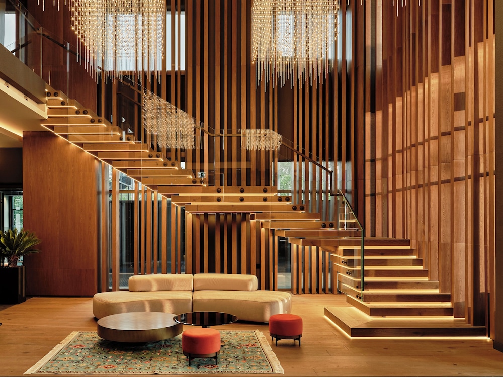 Crowne Plaza Sofia by IHG — Hotel building in Sofia, Sofia (province)