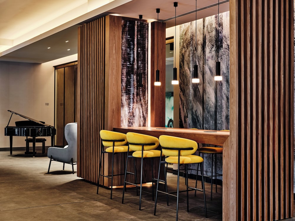 Crowne Plaza Sofia by IHG — Restaurant & bars in Sofia, Sofia (province)