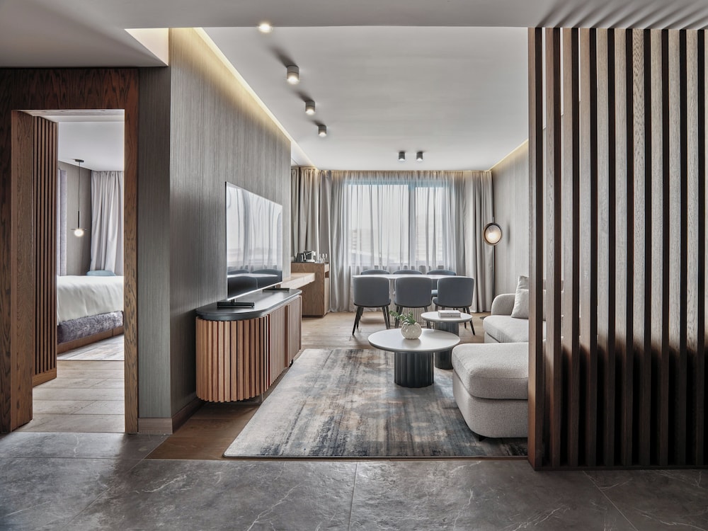 Crowne Plaza Sofia by IHG — Hotel rooms in Sofia, Sofia (province)