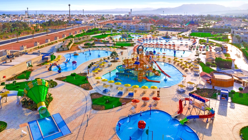 Pickalbatros Aqua Park Sharm El Sheikh - All inclusive — Swimming pool in Sharm El Sheikh, Red Sea