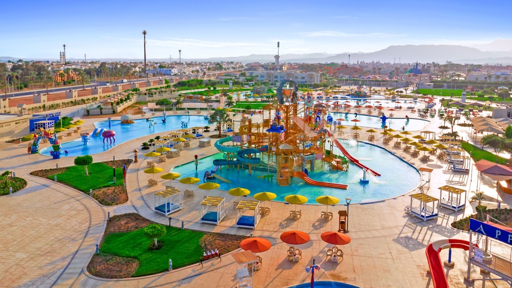 Pickalbatros Aqua Park Sharm El Sheikh - All inclusive — Swimming pool in Sharm El Sheikh, Red Sea