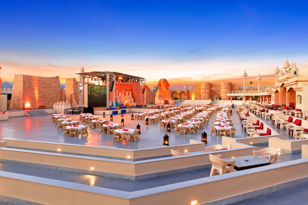 Pickalbatros Aqua Park Sharm El Sheikh - All inclusive — Restaurant & bars in Sharm El Sheikh, Red Sea