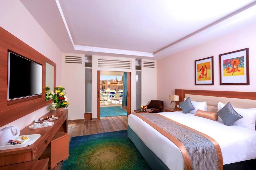 Pickalbatros Aqua Park Sharm El Sheikh - All inclusive — Hotel rooms in Sharm El Sheikh, Red Sea