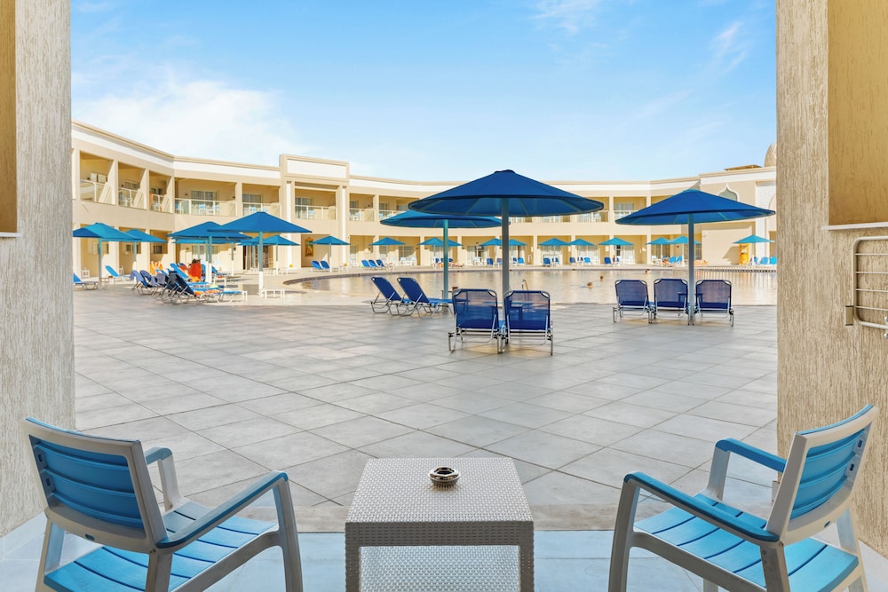 Pickalbatros Aqua Park Sharm El Sheikh - All inclusive — Swimming pool in Sharm El Sheikh, Red Sea