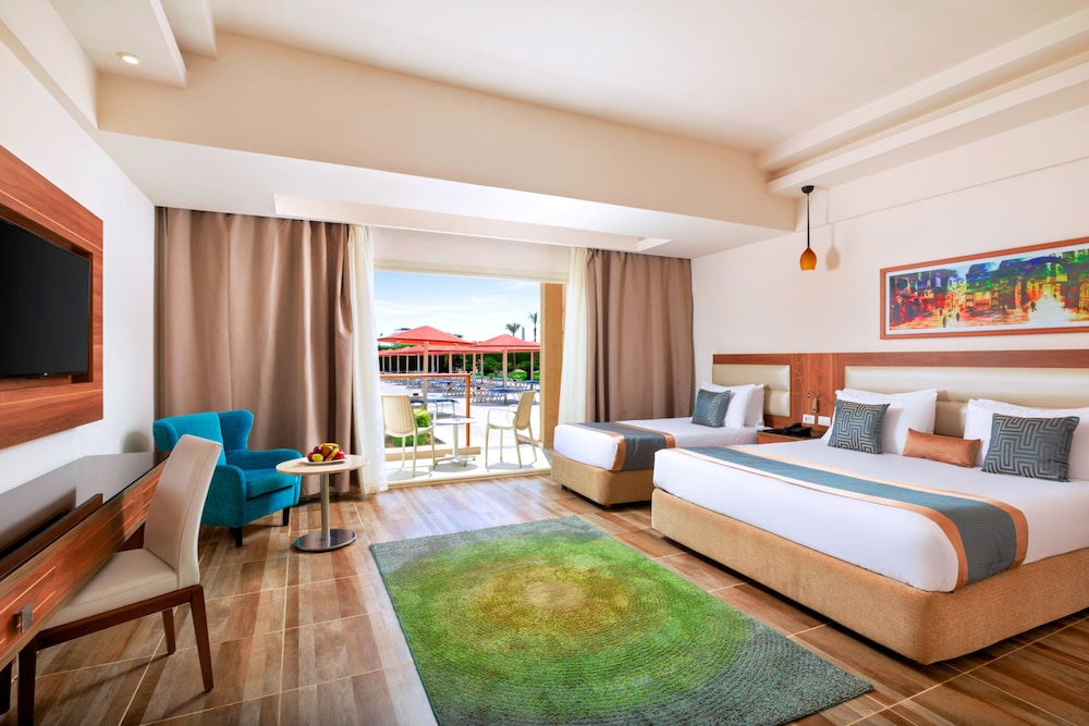 Pickalbatros Aqua Park Sharm El Sheikh - All inclusive — Hotel rooms in Sharm El Sheikh, Red Sea