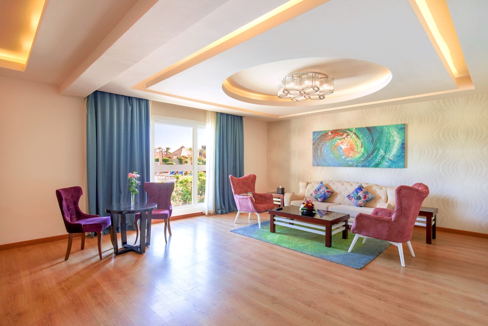 Pickalbatros Aqua Park Sharm El Sheikh - All inclusive — Hotel rooms in Sharm El Sheikh, Red Sea