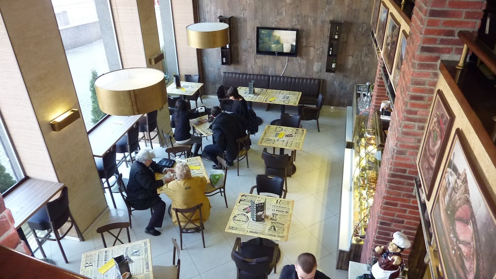 Hotel Lion Sofia — Restaurant & bars in Sofia, Sofia (province)