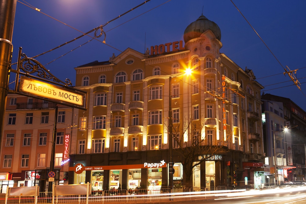 Hotel Lion Sofia — Hotel building in Sofia, Sofia (province)
