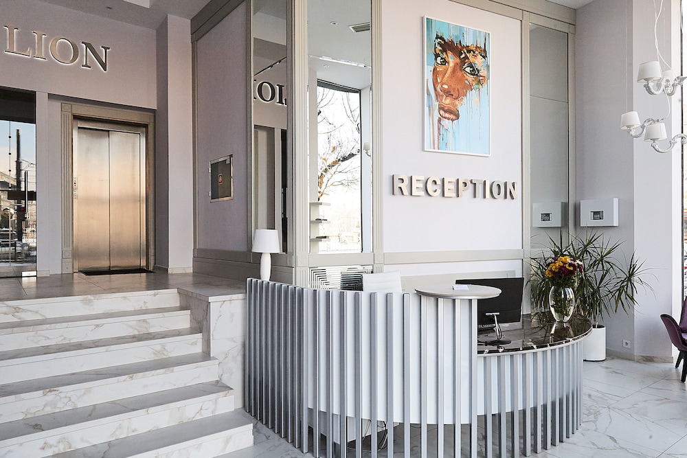 Hotel Lion Sofia — Hotel building in Sofia, Sofia (province)