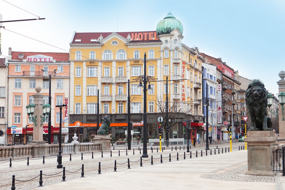 Hotel Lion Sofia — Hotel building in Sofia, Sofia (province)