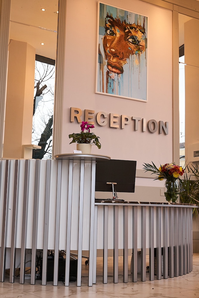 Hotel Lion Sofia — Hotel building in Sofia, Sofia (province)