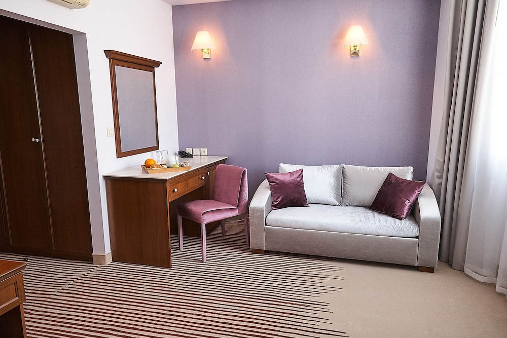 Hotel Lion Sofia — Hotel rooms in Sofia, Sofia (province)