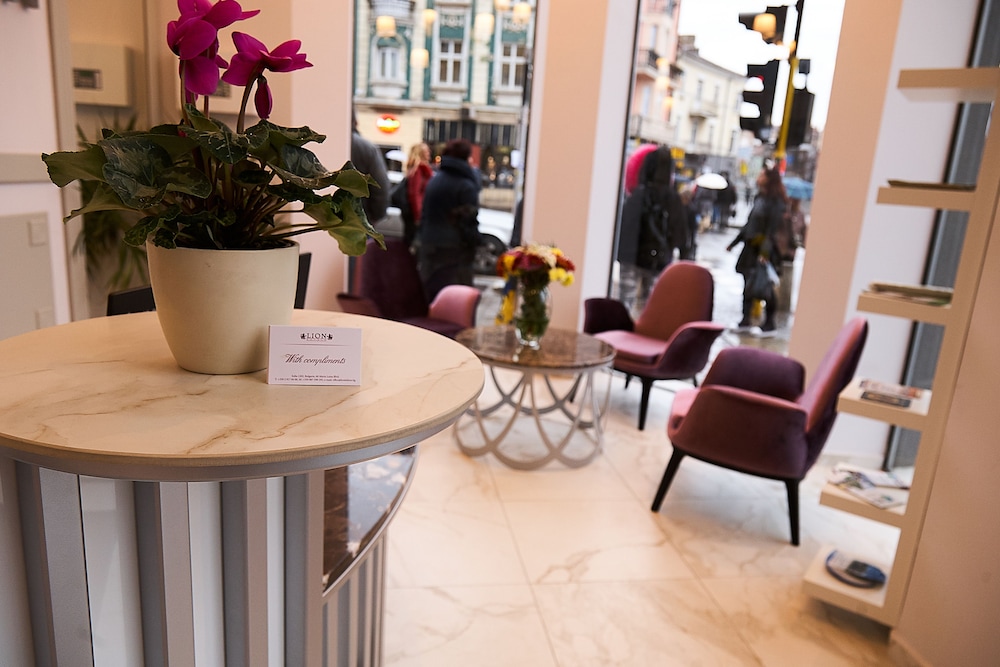 Hotel Lion Sofia — Restaurant & bars in Sofia, Sofia (province)