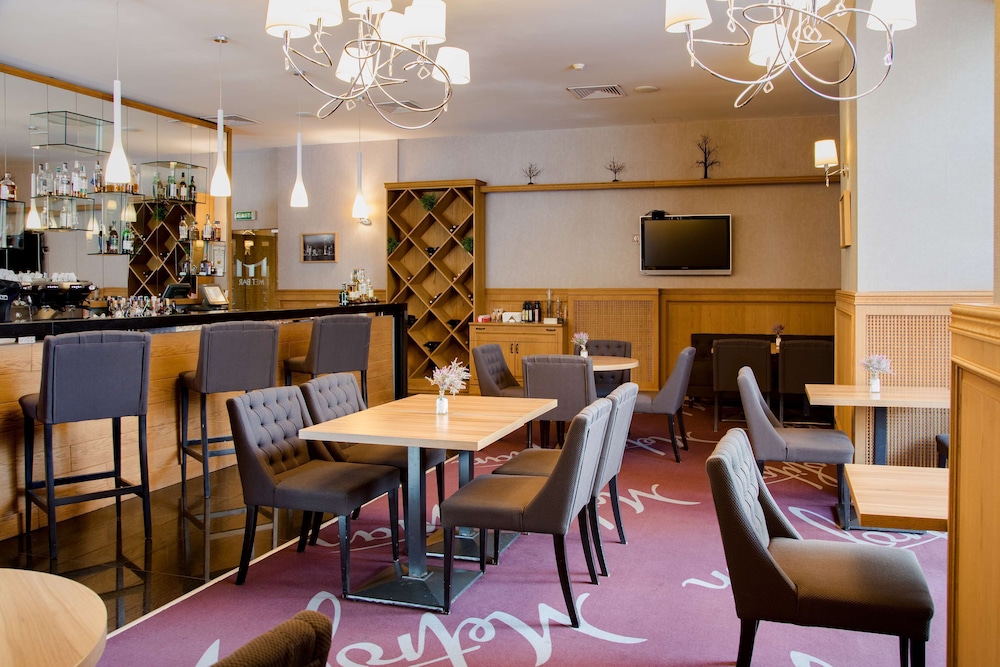 Metropolitan Hotel Sofia, a member of Radisson Individuals — Restaurant & bars in Sofia, Sofia (province)