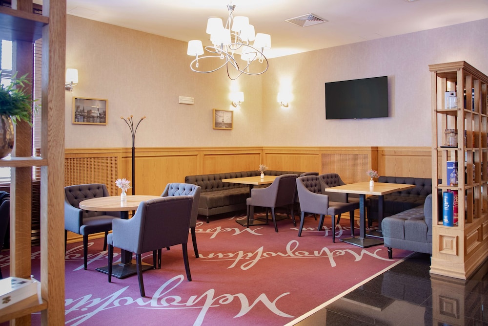 Metropolitan Hotel Sofia, a member of Radisson Individuals — Restaurant & bars in Sofia, Sofia (province)
