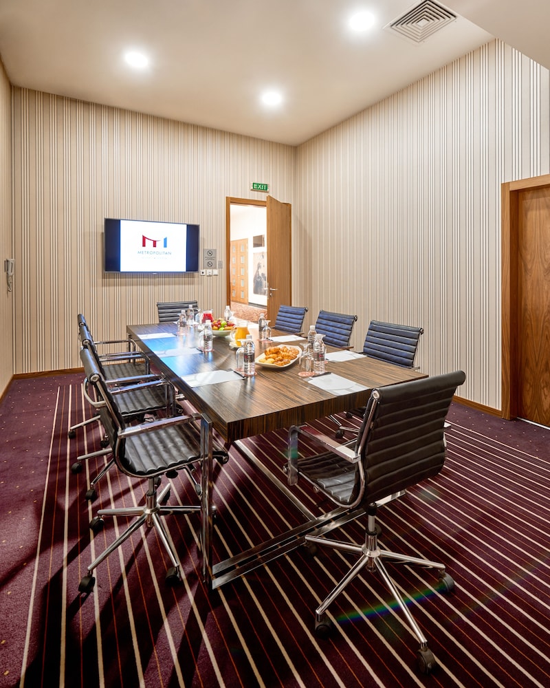 Metropolitan Hotel Sofia, a member of Radisson Individuals — Restaurant & bars in Sofia, Sofia (province)