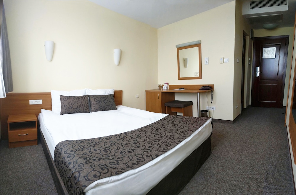 Park - Hotel Moskva — Hotel rooms in Sofia, Sofia (province)