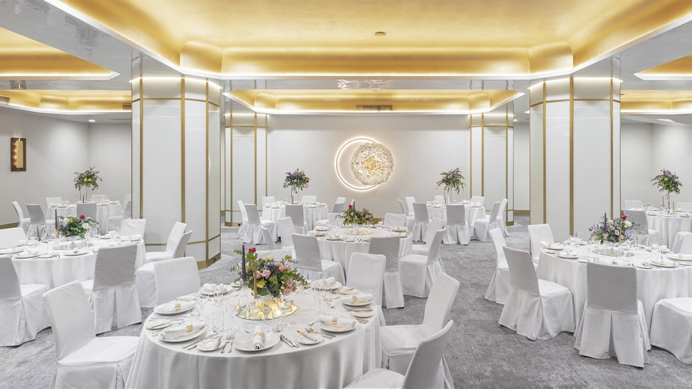 InterContinental Sofia by IHG — Hotel building in Sofia, Sofia (province)