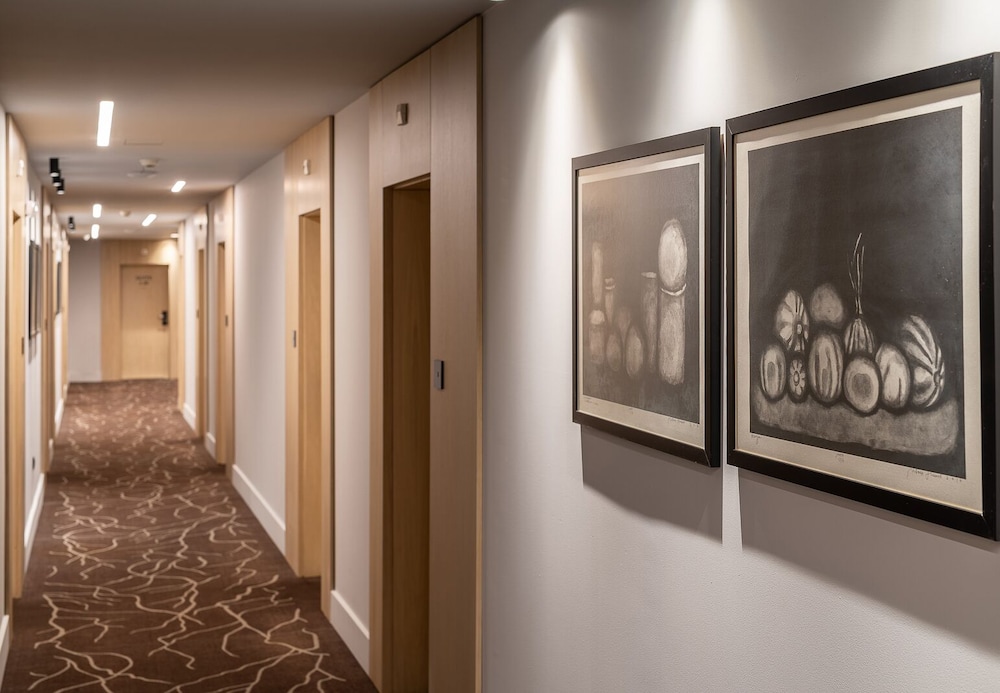 Hotel Vega Sofia — Hotel building in Sofia, Sofia (province)