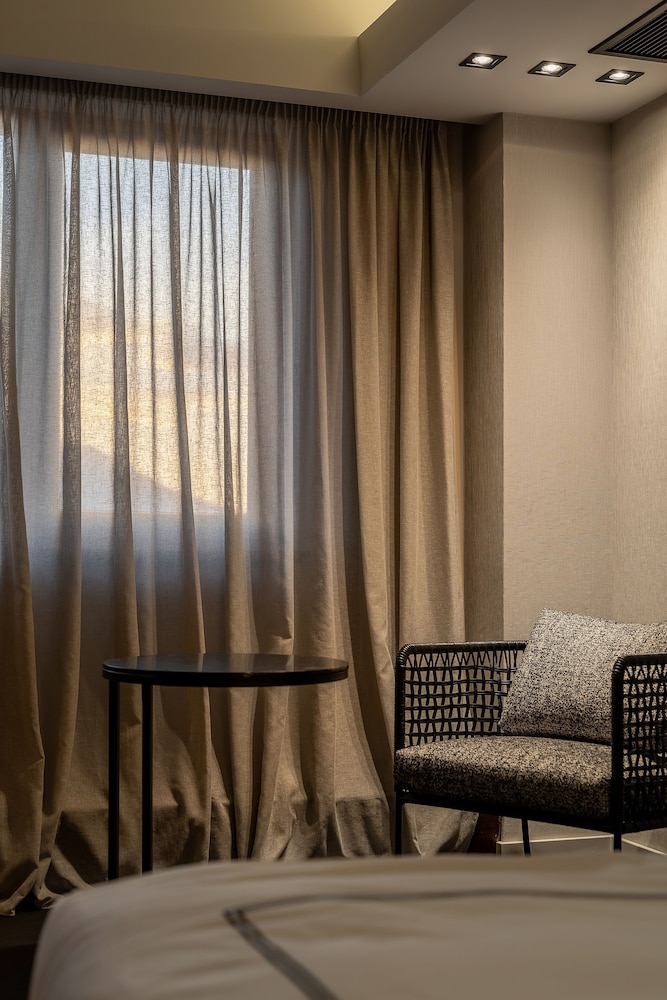 Hotel Vega Sofia — Hotel rooms in Sofia, Sofia (province)