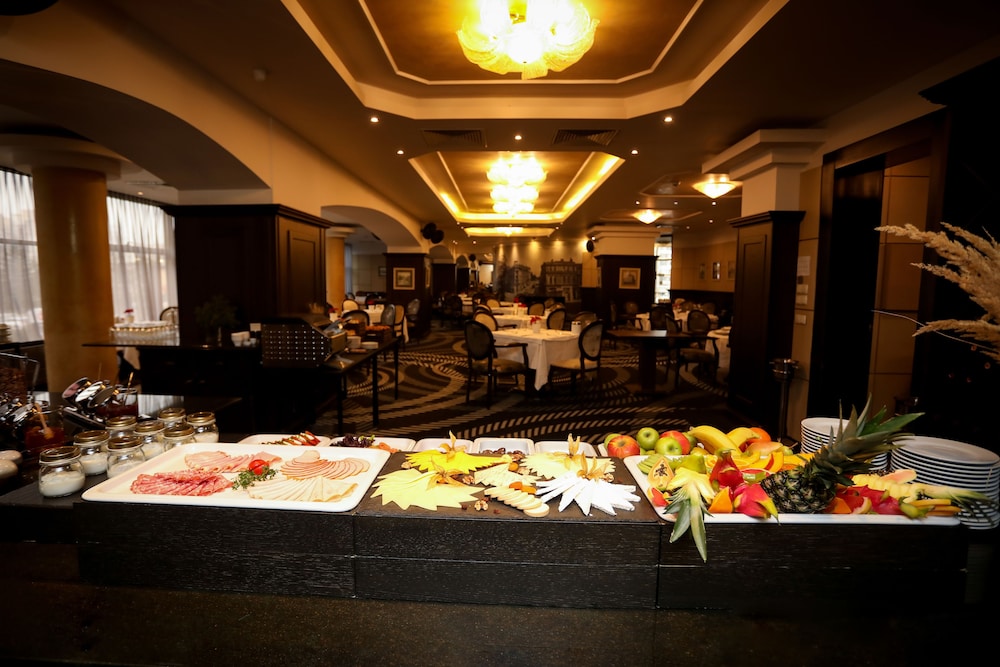 Hotel Vega Sofia — Restaurant & bars in Sofia, Sofia (province)