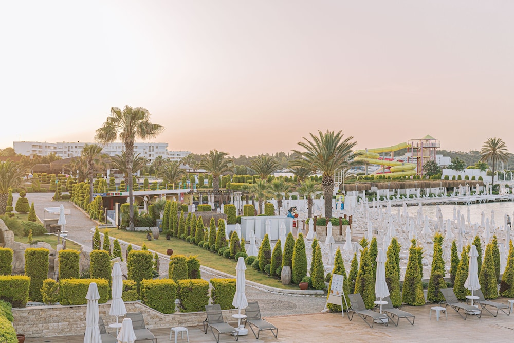 İlica Hotel Spa & Wellness Thermal Resort - zdjęcie 4