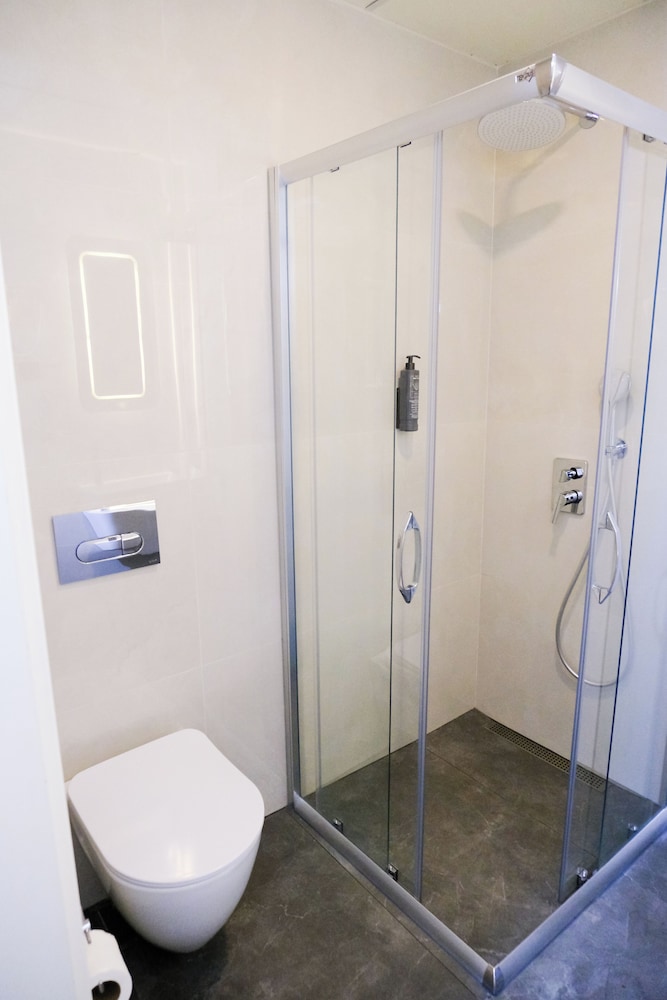 Hotel Ipek Palas — Hotel rooms in Istanbul, Istanbul