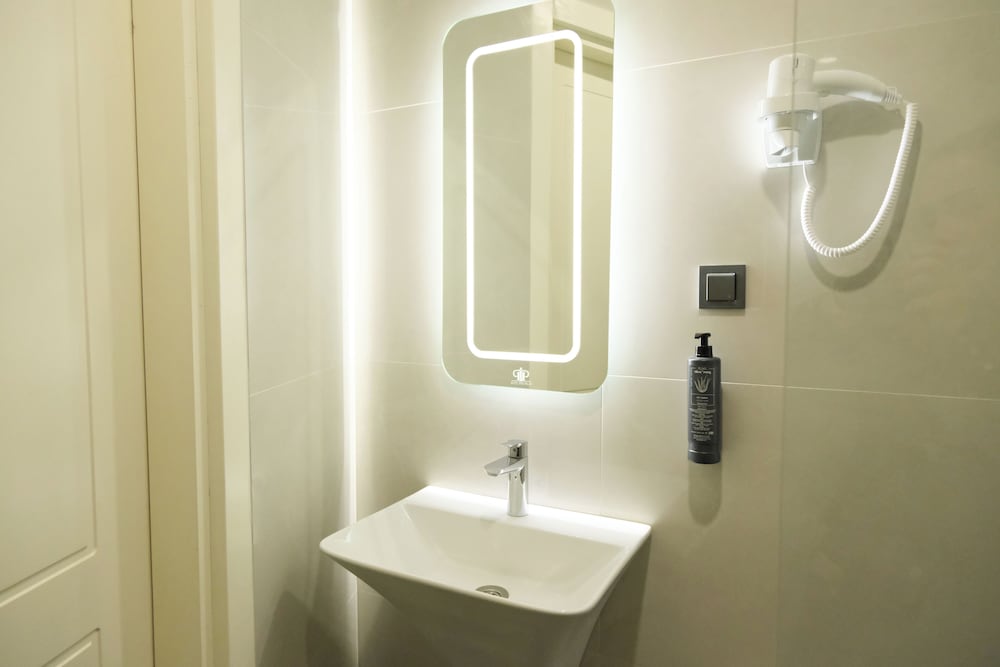Hotel Ipek Palas — Hotel rooms in Istanbul, Istanbul