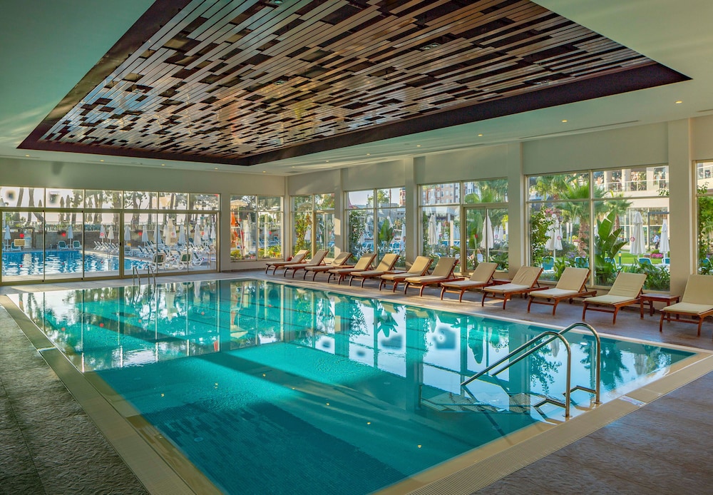 Akra Kemer - All Inclusive — Swimming pool in Kemer