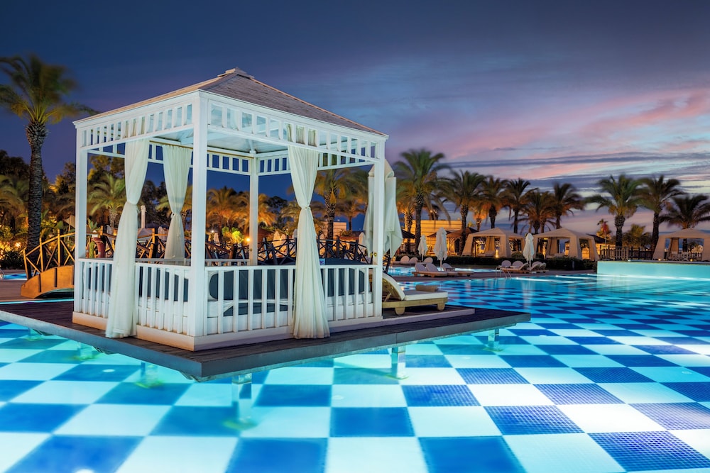 Kempinski Hotel The Dome Belek - All Inclusive — Swimming pool in Belek