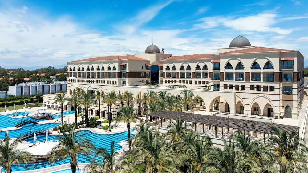 Kempinski Hotel The Dome Belek - All Inclusive — Hotel building in Belek